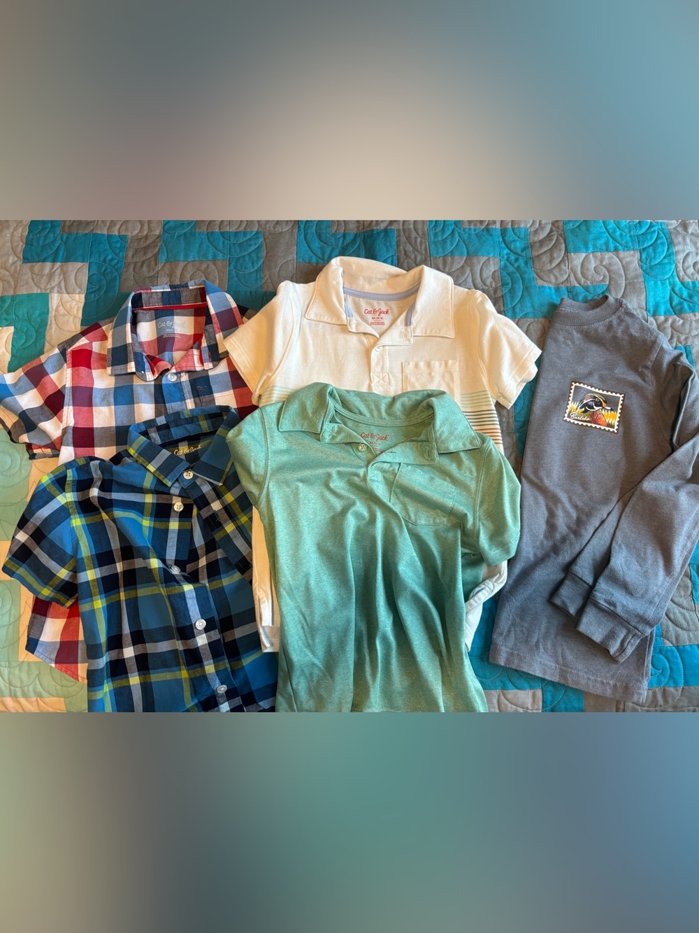 Lot of 5 kids XS Shirt